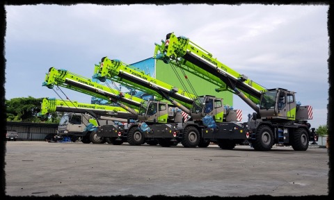 รถเครน 4 ล้อ ขนาด 35 ตัน